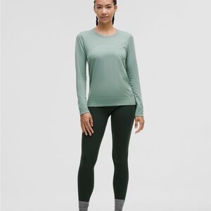 New Lululemon Swiftly Relaxed Long Sleeve